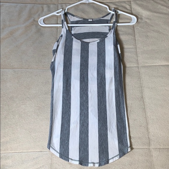 lululemon tank - Picture 1 of 4